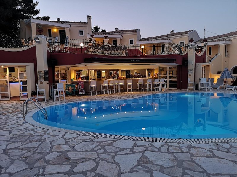 Mediterranean Blue Complex 19