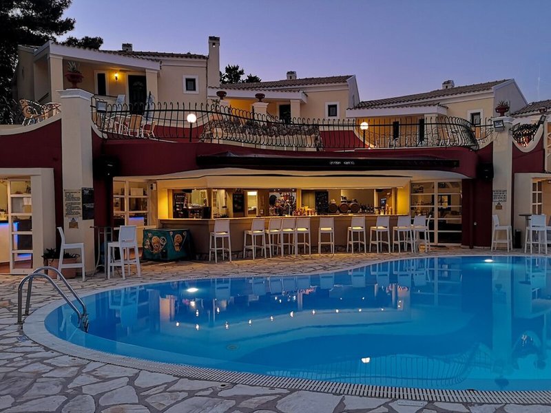 Mediterranean Blue Complex 23