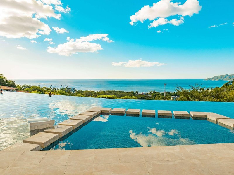 Wyndham Tamarindo 18