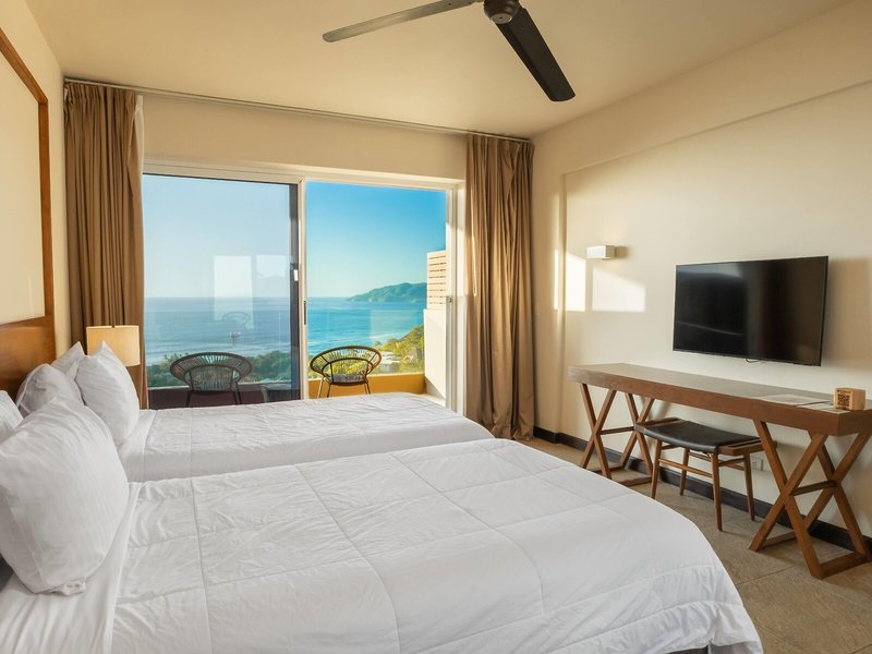 Wyndham Tamarindo 50