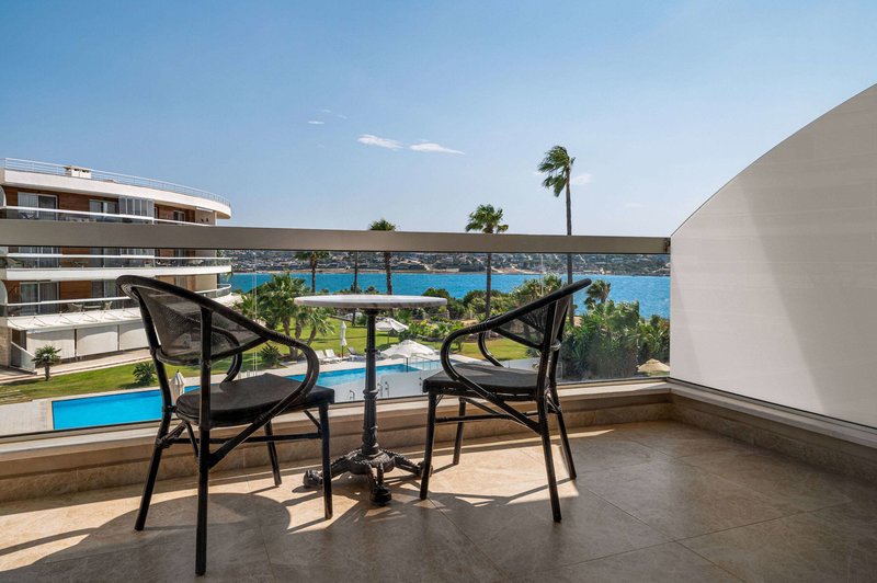 La Quinta by Wyndham Cesme 10