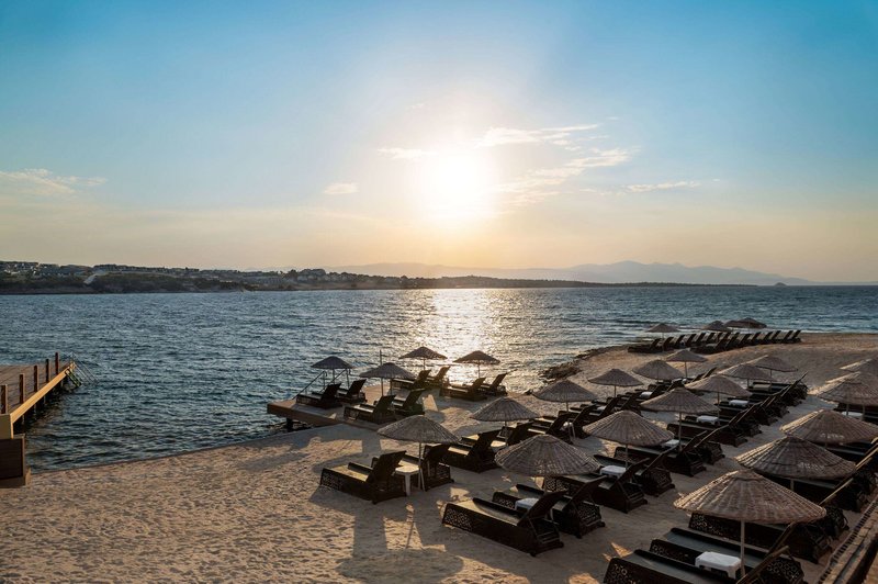 La Quinta by Wyndham Cesme 14