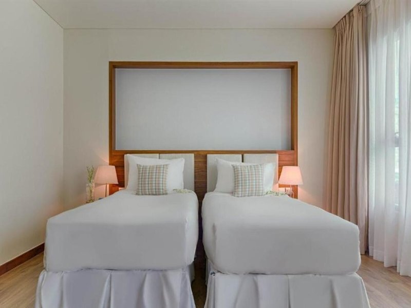 A La Carte Danang Beach 17