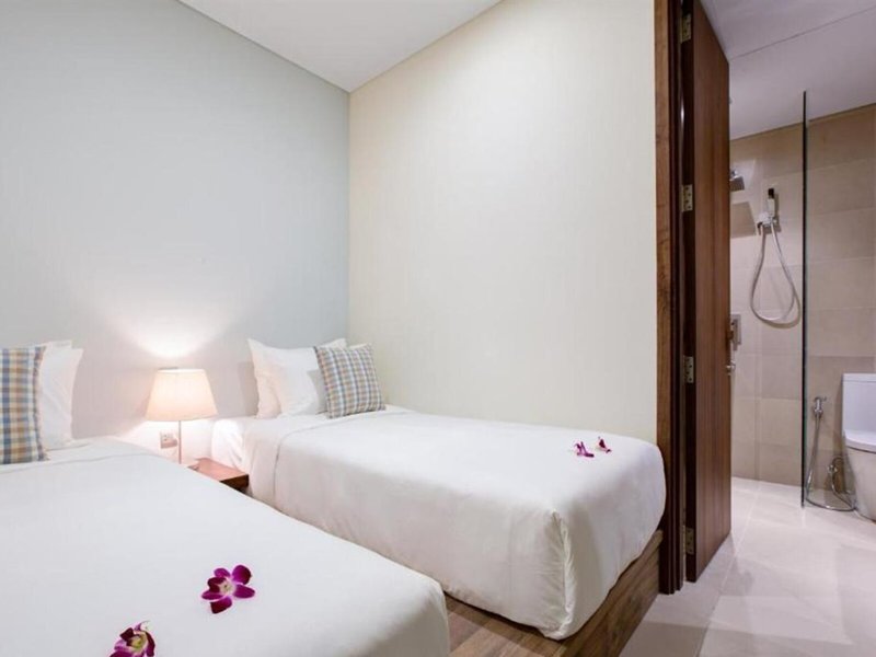 A La Carte Danang Beach 23