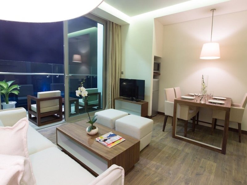 A La Carte Danang Beach 40