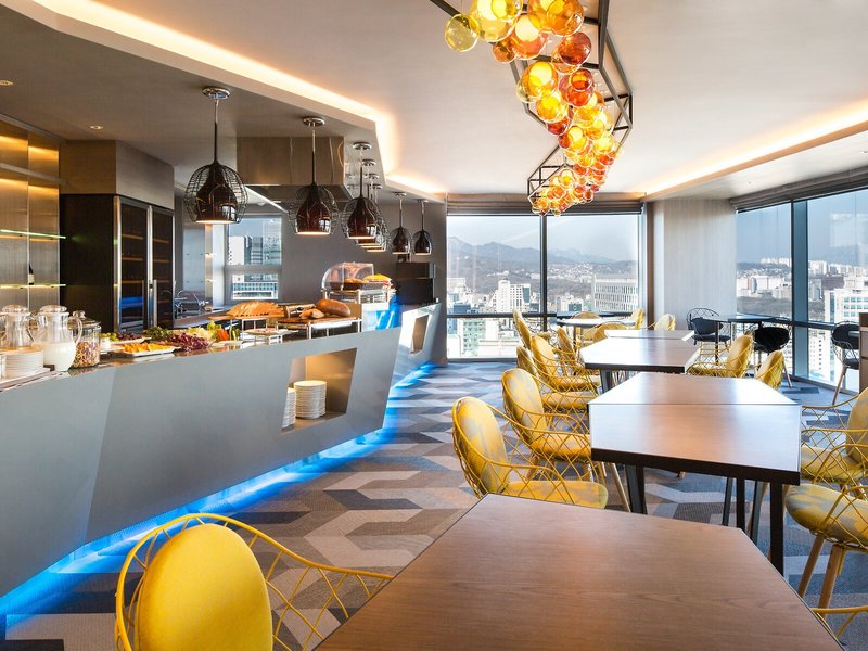 ibis styles Ambassador Seoul Myeongdong 9 - Restaurant