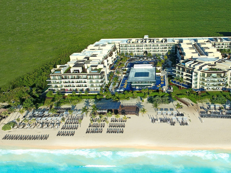 Hideaway at Royalton Riviera Cancun 1