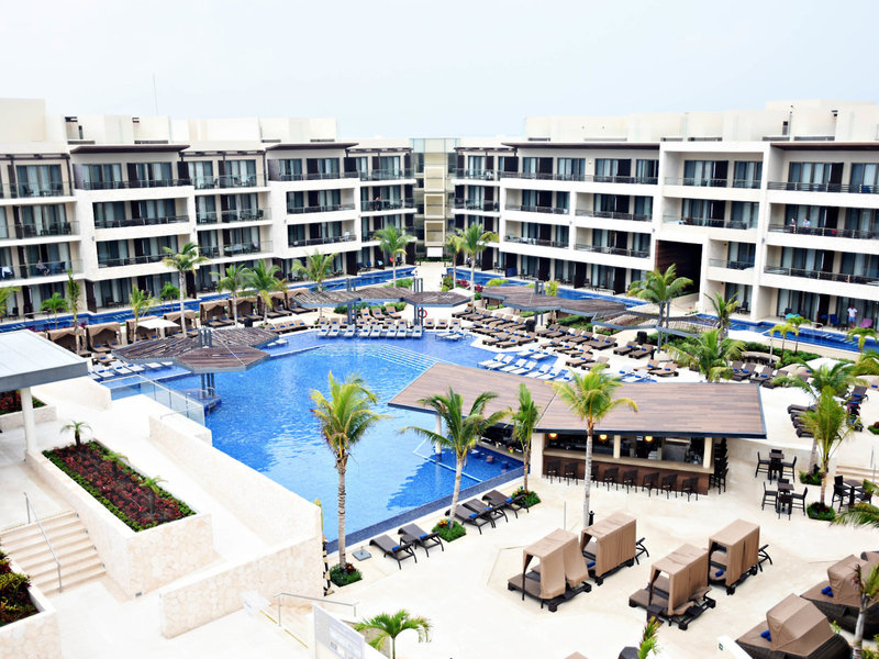 Hideaway at Royalton Riviera Cancun 3