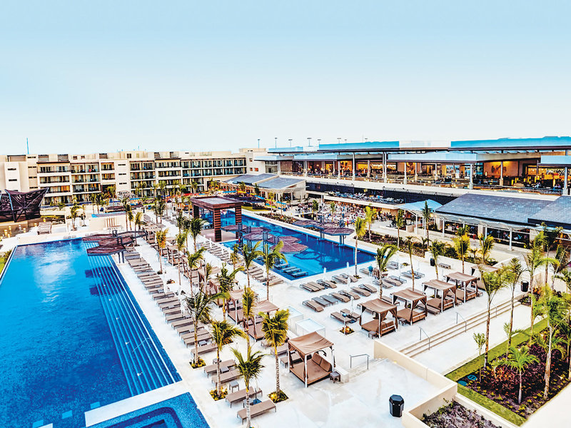 Hideaway at Royalton Riviera Cancun 5