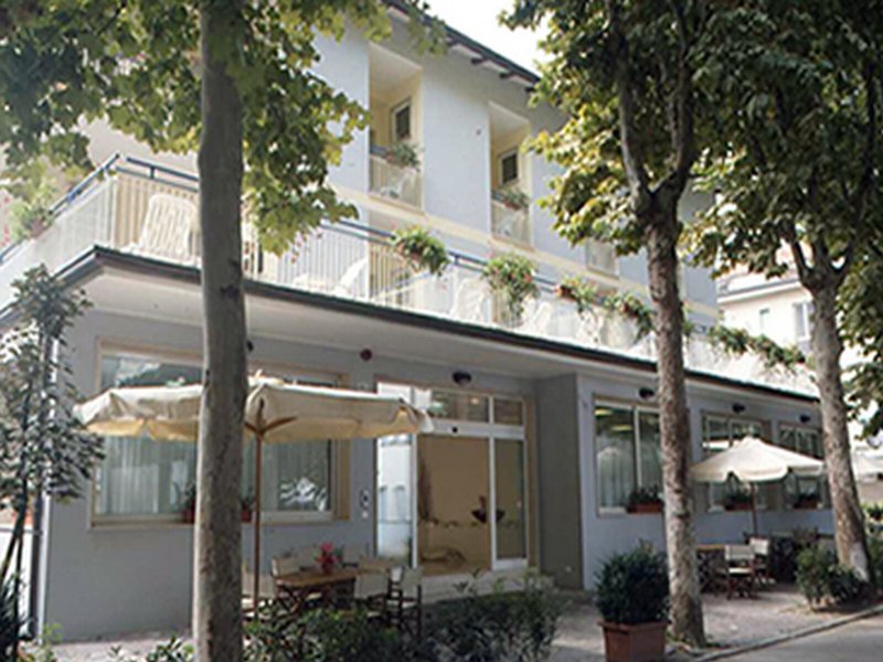 Blue Hotel
