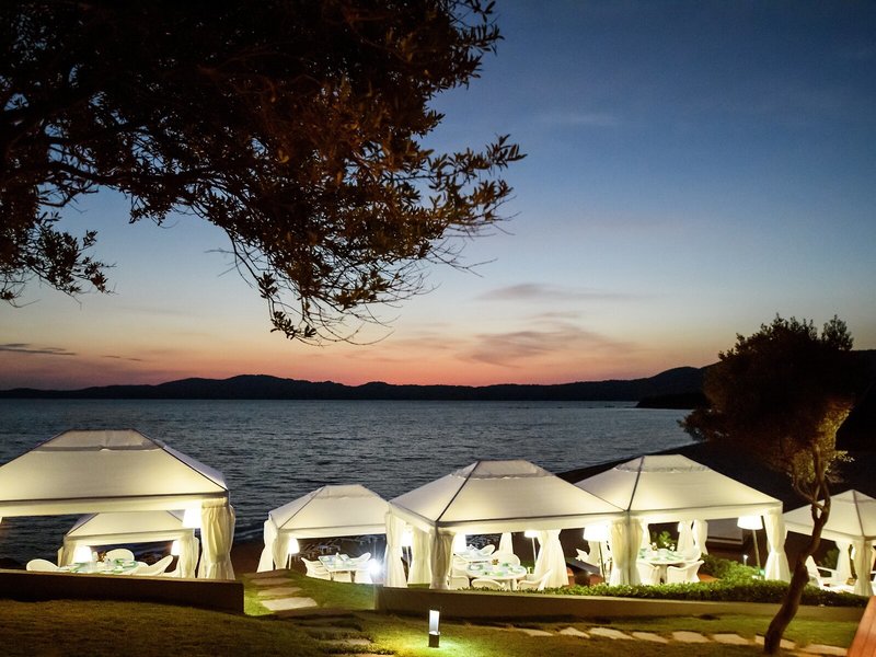 Avaton Luxury Villas Resort Relais & Chateaux 2
