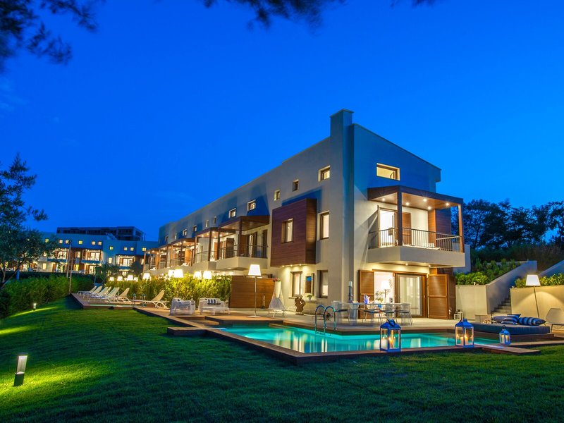 Avaton Luxury Villas Resort Relais & Chateaux 3