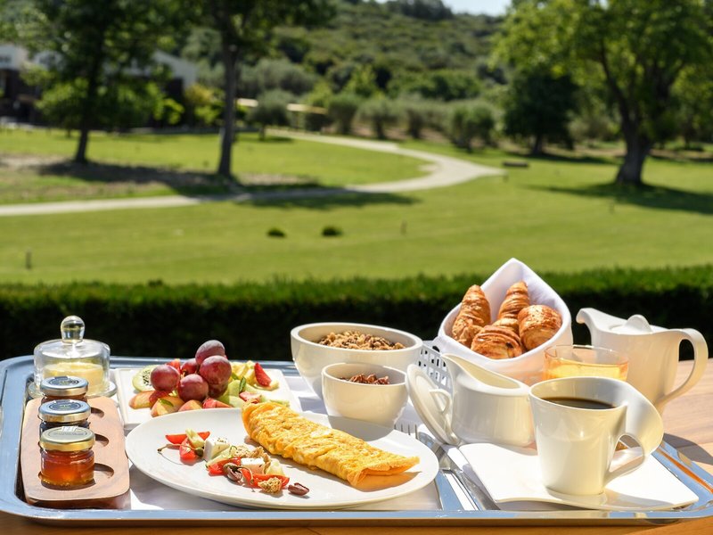 Avaton Luxury Villas Resort Relais & Chateaux 26