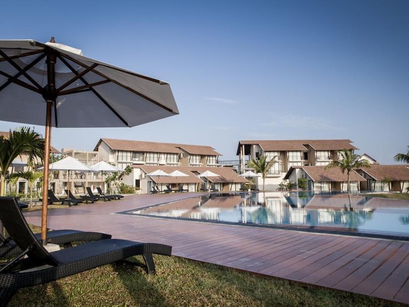 The Calm Resort & Spa 10
