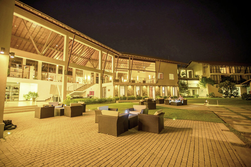 The Calm Resort & Spa 9