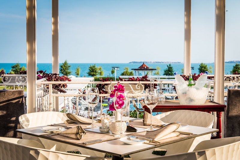 Premier Fort Hotel 5