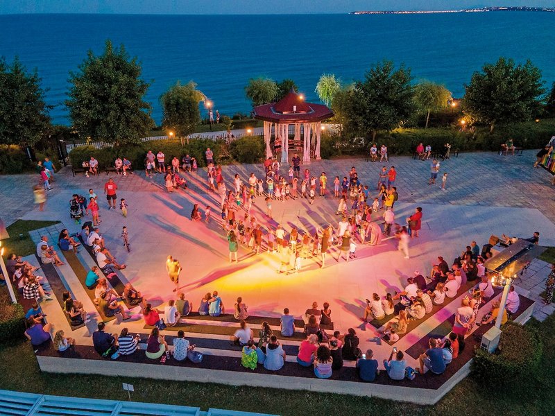 Premier Fort Beach 17