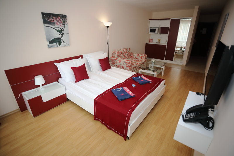 Premier Fort Beach 19