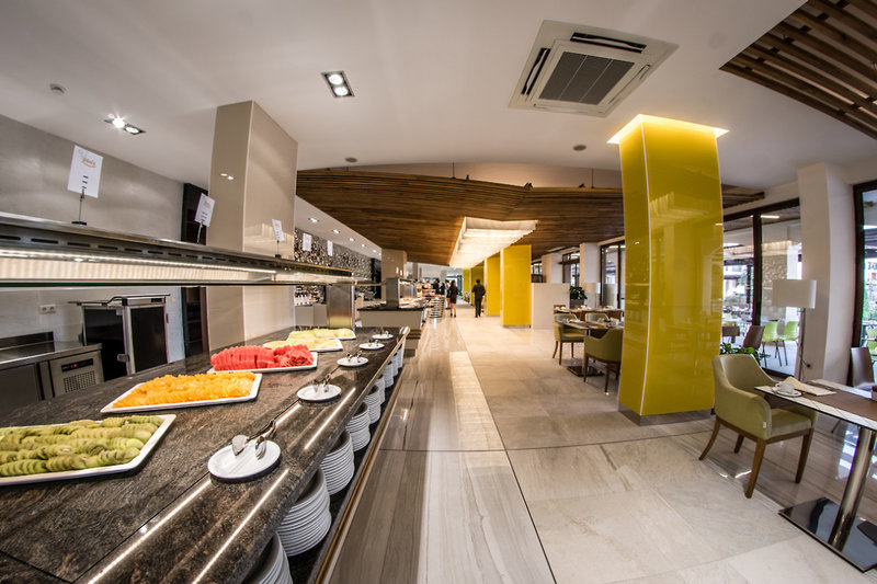 Premier Fort Beach 11