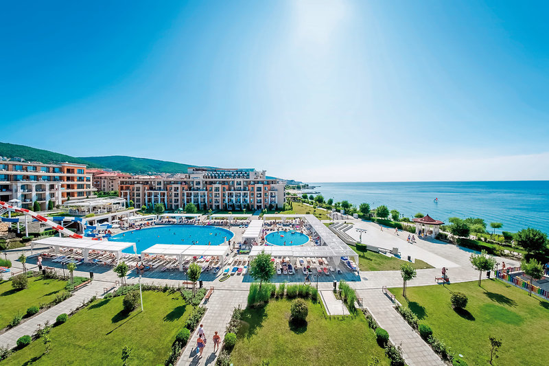 Premier Fort Beach 4