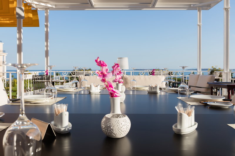 Premier Fort Beach 6