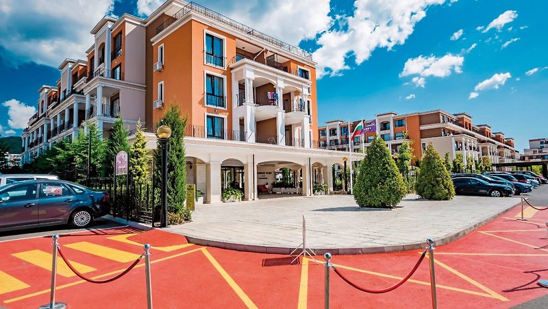 Premier Fort Hotel 12