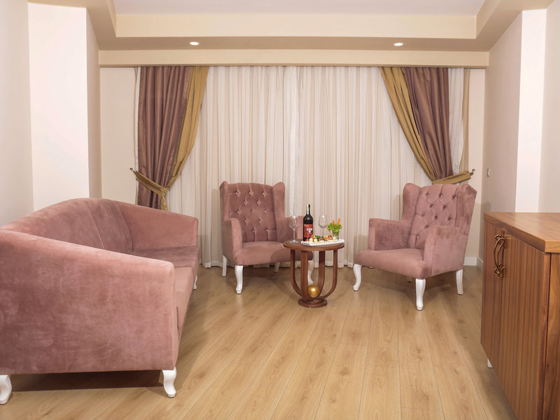Jadore Deluxe Hotel & Spa 36