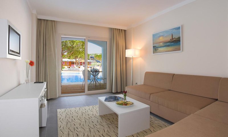 Batihan Beach Resort & Spa 6