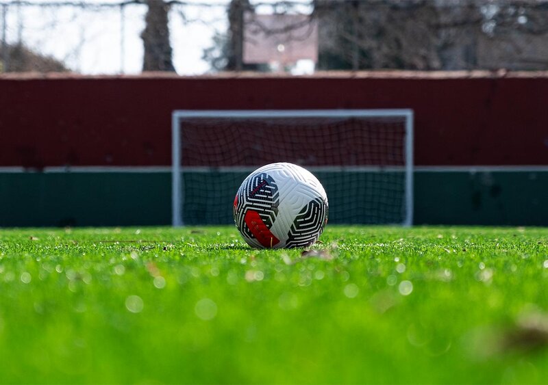 Grand Blue Sky International 9