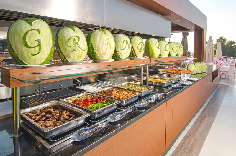 Grand Blue Sky International 25