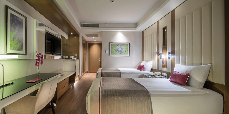 Trendy Hotel Lara 2