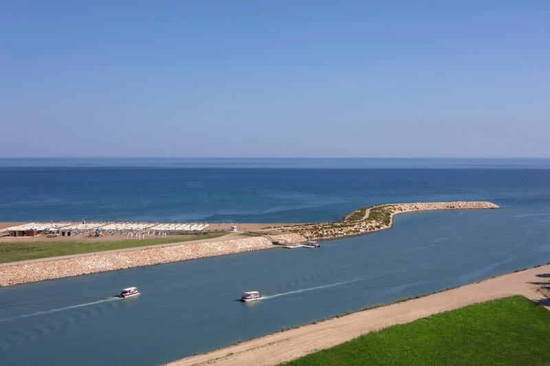 Trendy Hotel Lara 21