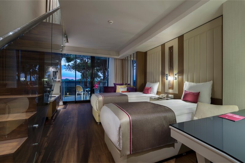 Trendy Hotel Lara 77