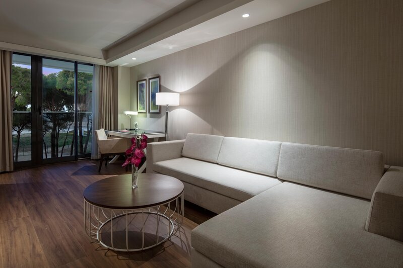 Trendy Hotel Lara 81