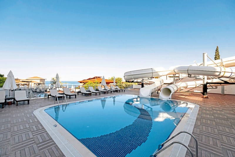 Laguna Beach Alya Resort 6