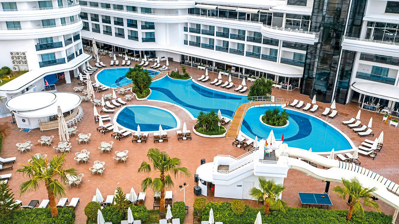 Laguna Beach Alya Resort 7