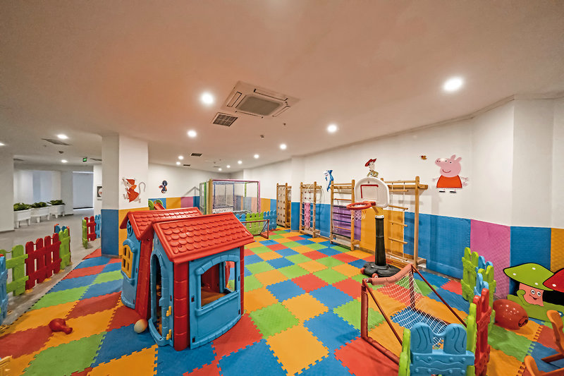 Laguna Beach Alya Resort 13