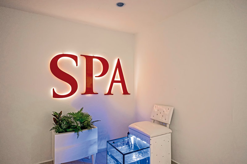 Laguna Beach Alya Resort 22