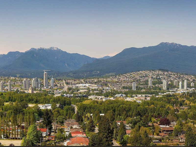 Element Vancouver Metrotown 4