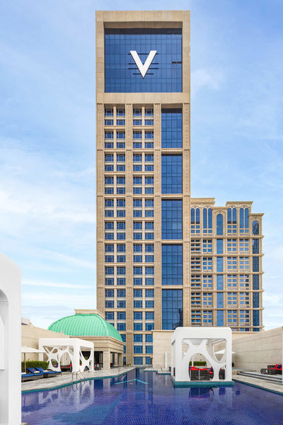 V Hotel Dubai, Curio Collection by Hilton 1