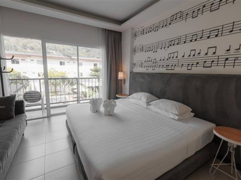 The Melody Phuket 31