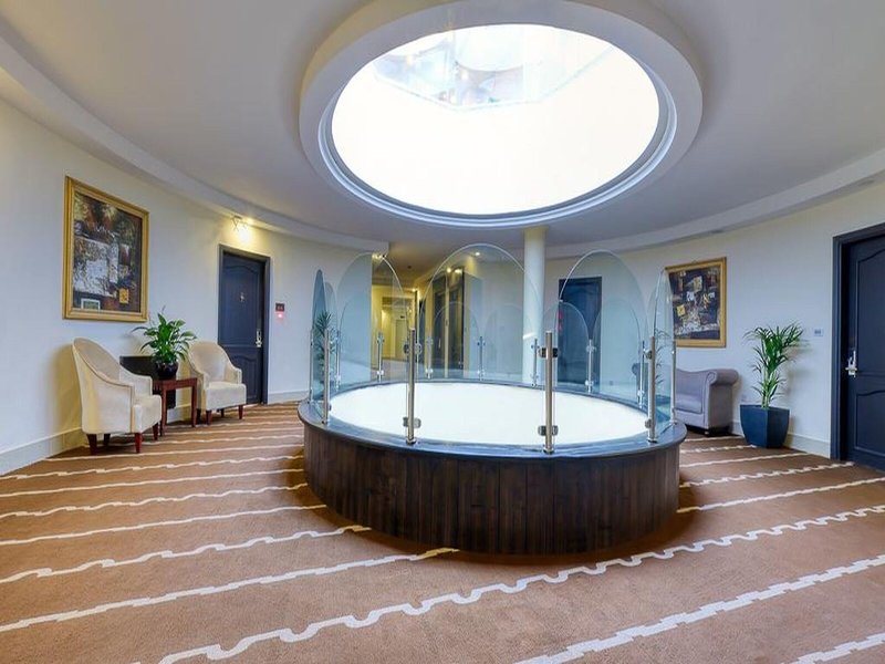 Sandy Palace Hotel 2