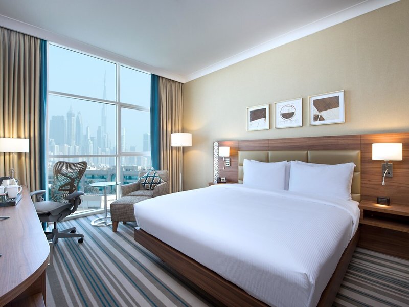 Hilton Garden Inn Dubai Jumeirah 10