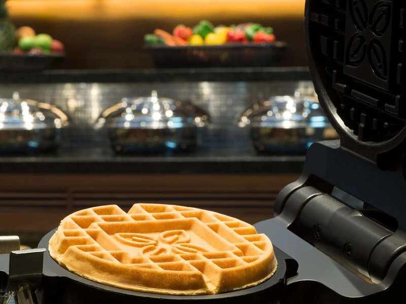 Hilton Garden Inn Dubai Al Muraqabat 20