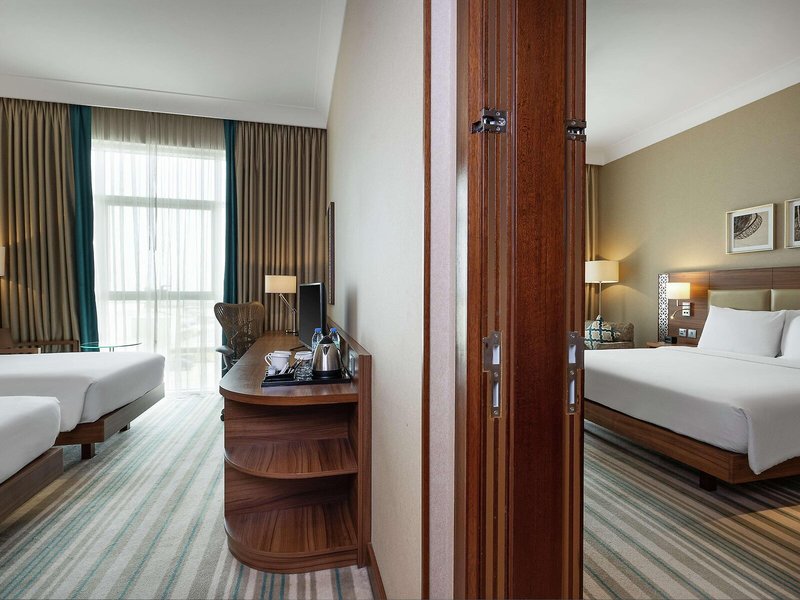 Hilton Garden Inn Dubai Al Muraqabat 24