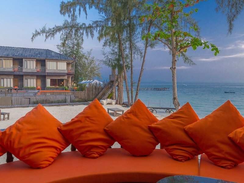Baan Ploy Sea