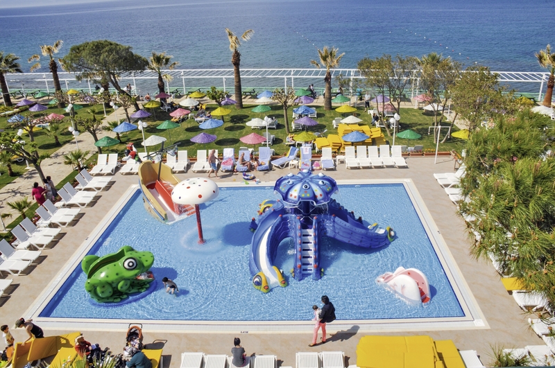 Club Hotel Grand Efe 4