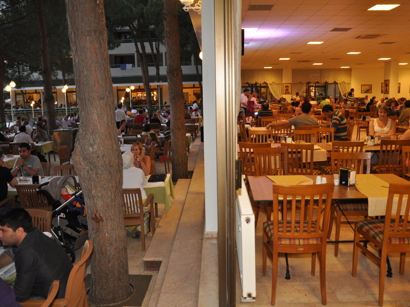 Club Hotel Grand Efe 11