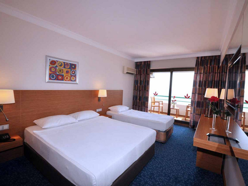 Club Hotel Grand Efe 17