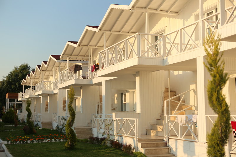 Risus Beach Resort Hotel 2